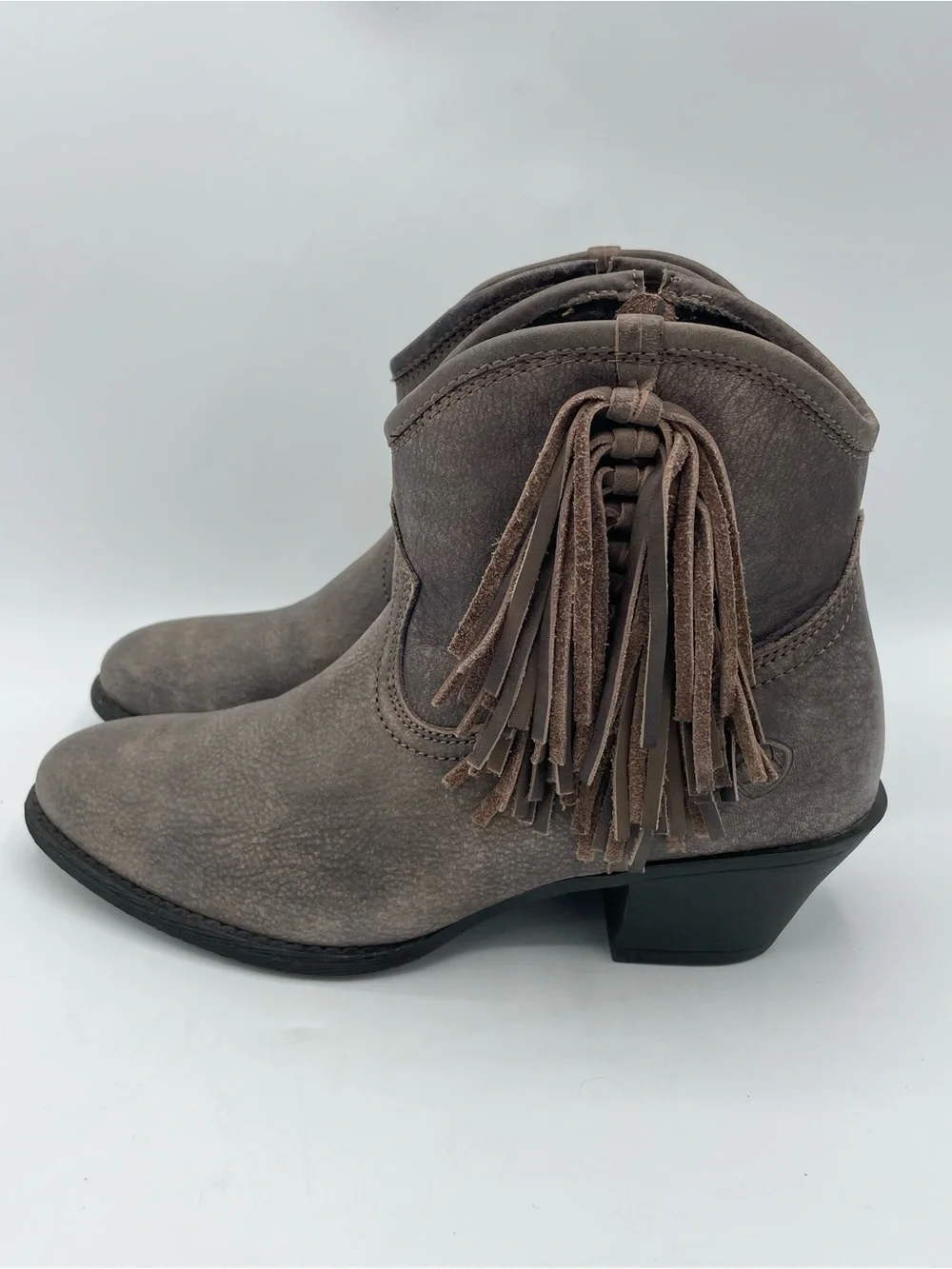 Ariat Duchess Taupe Fringe Western Leather Ankle Boots.